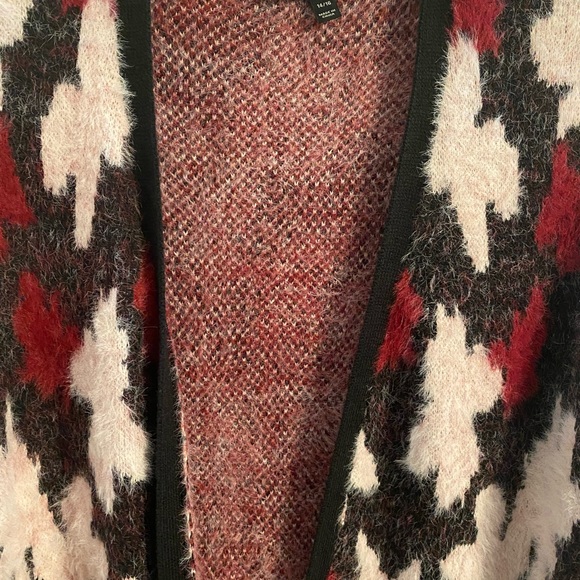 Beautiful Soft Lane Bryant Cardigan🌺 Great Condition - Picture 3 of 12